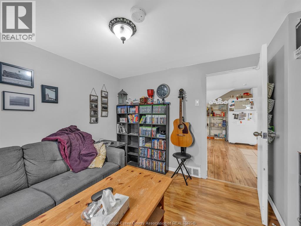 2724 PILLETTE ROAD - 8