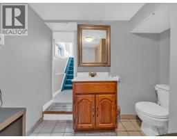 Kitchen - 2724 Pillette Road, Windsor, ON N8T1R1 Photo 16