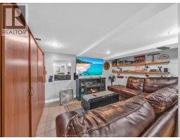 Living room - 2724 Pillette Road, Windsor, ON N8T1R1 Photo 18