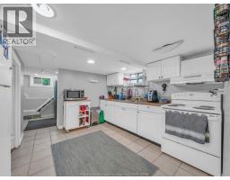 2724 Pillette Road, Windsor, ON N8T1R1 Photo 24