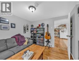 Kitchen - 2724 Pillette Road, Windsor, ON N8T1R1 Photo 8