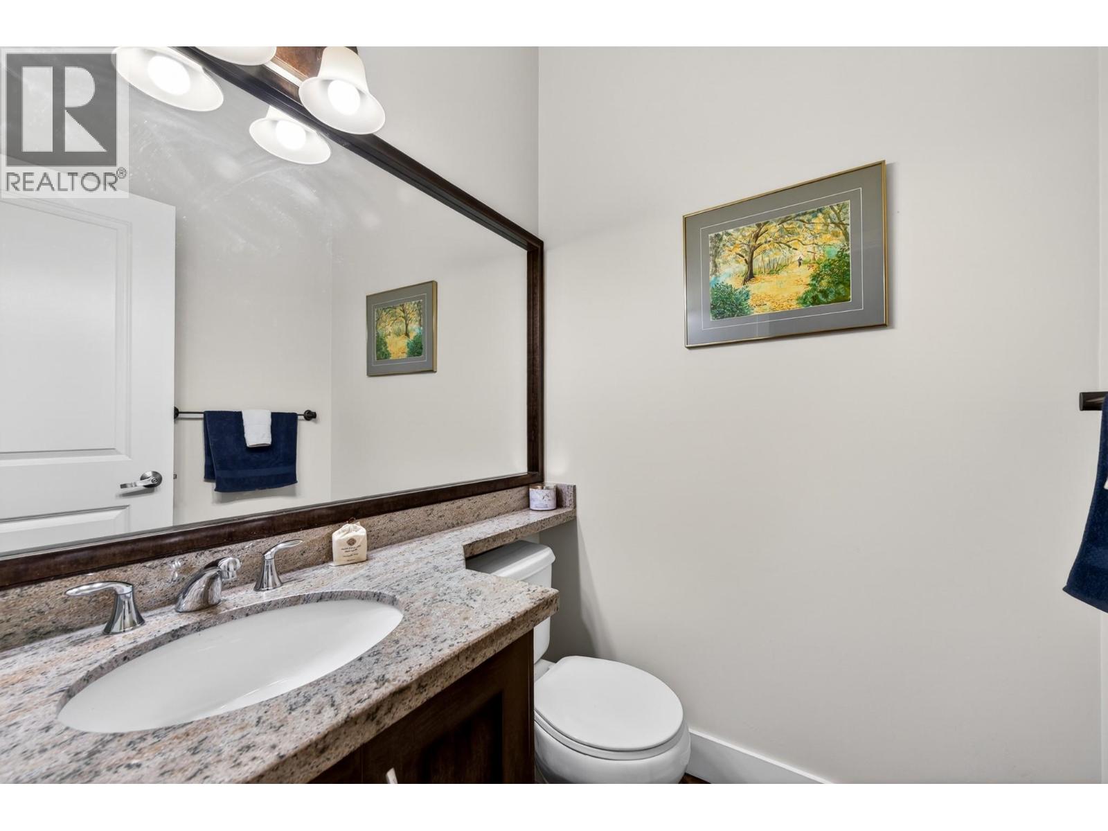 #4 2046 ROBSON Place - 16