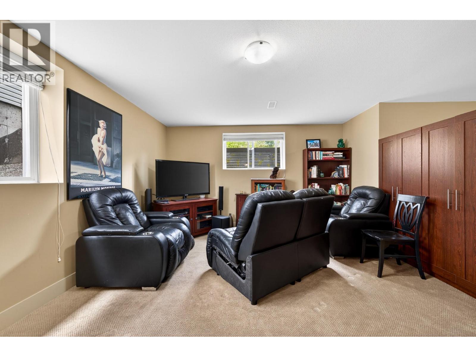 #4 2046 ROBSON Place - 19