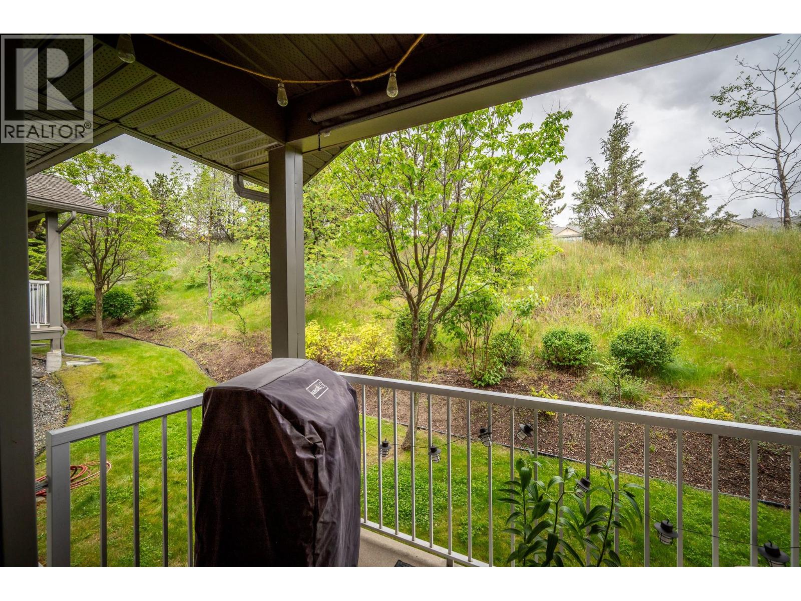 #4 2046 ROBSON Place - 18