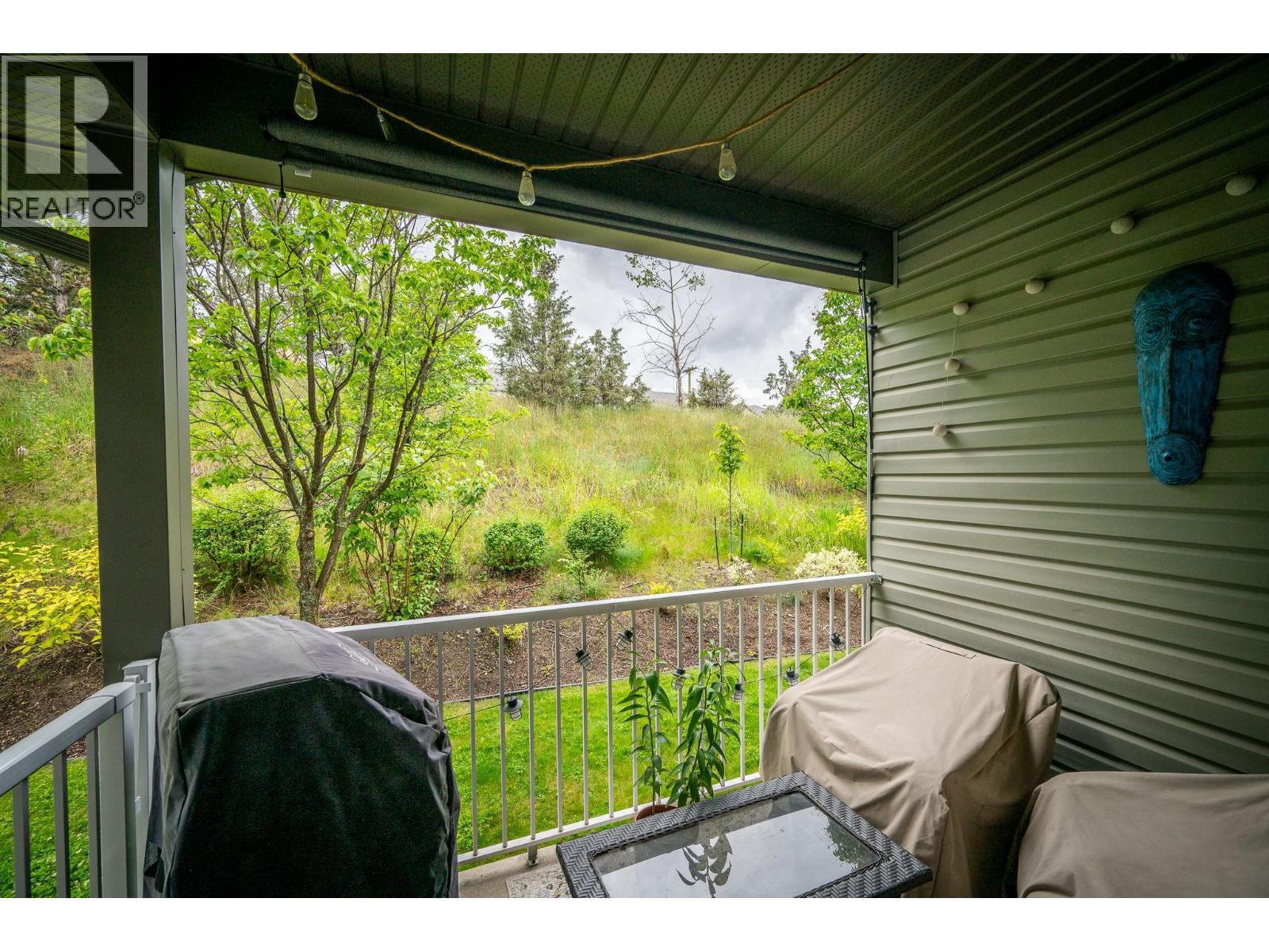 #4 2046 ROBSON Place - 17