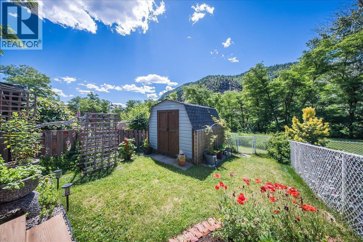 3358 LAUREL Crescent - 29