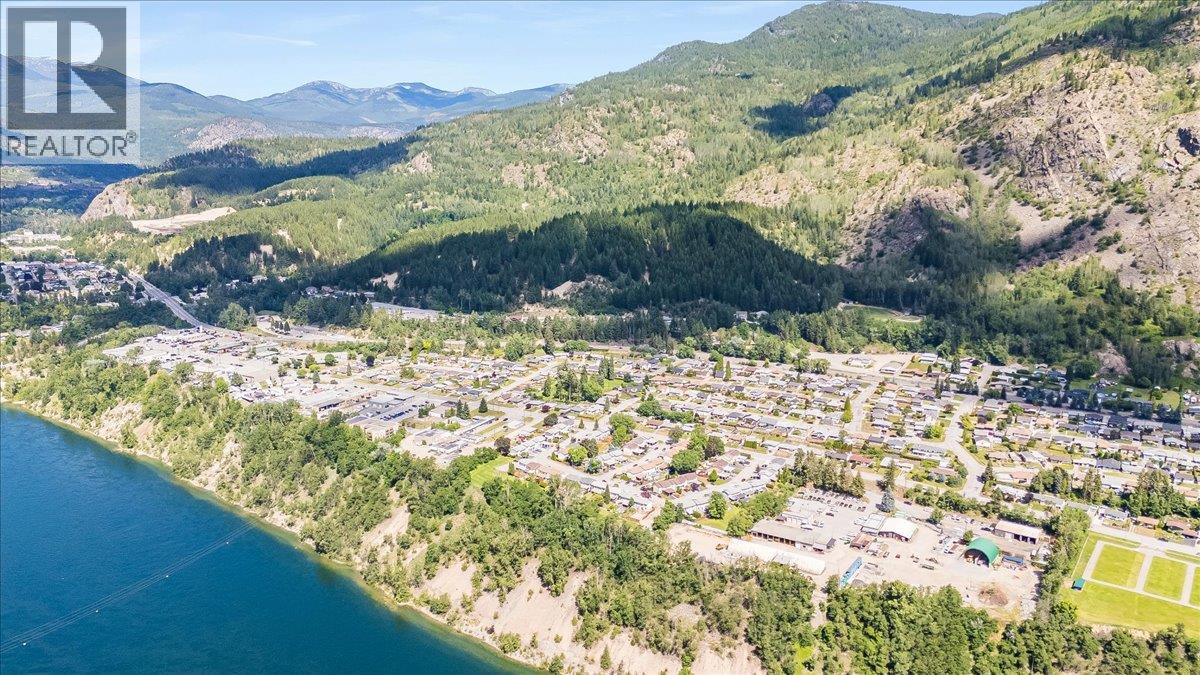 3358 LAUREL Crescent - 52