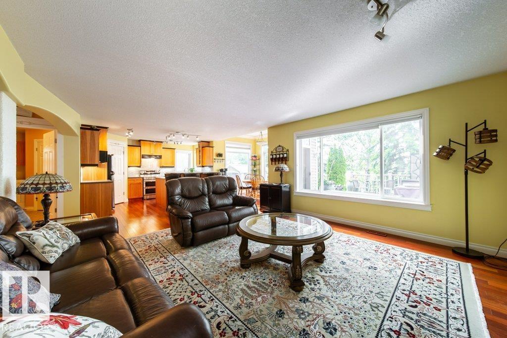 448 FORREST DR — photo 14