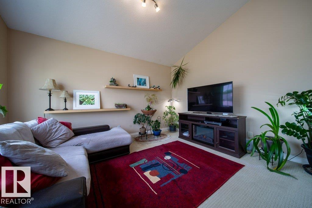 448 FORREST DR — photo 29