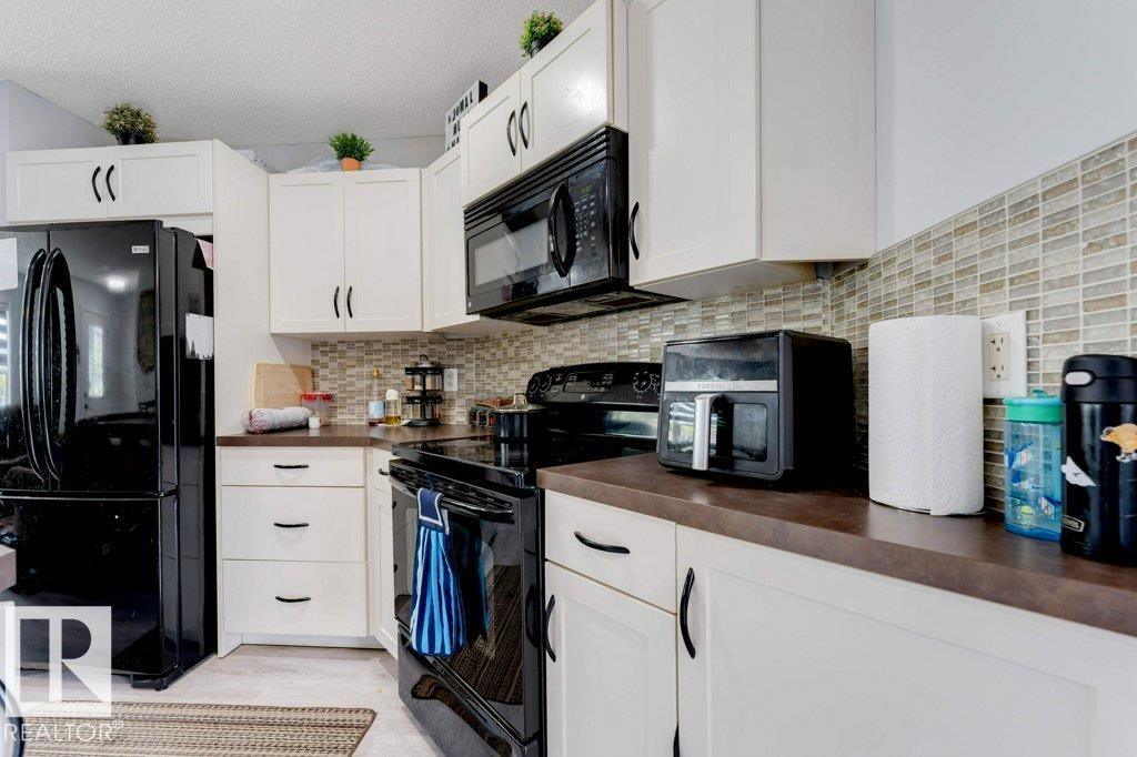 3511 15A ST NW - 26
