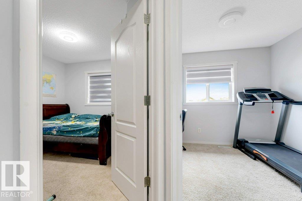 3511 15A ST NW - 37