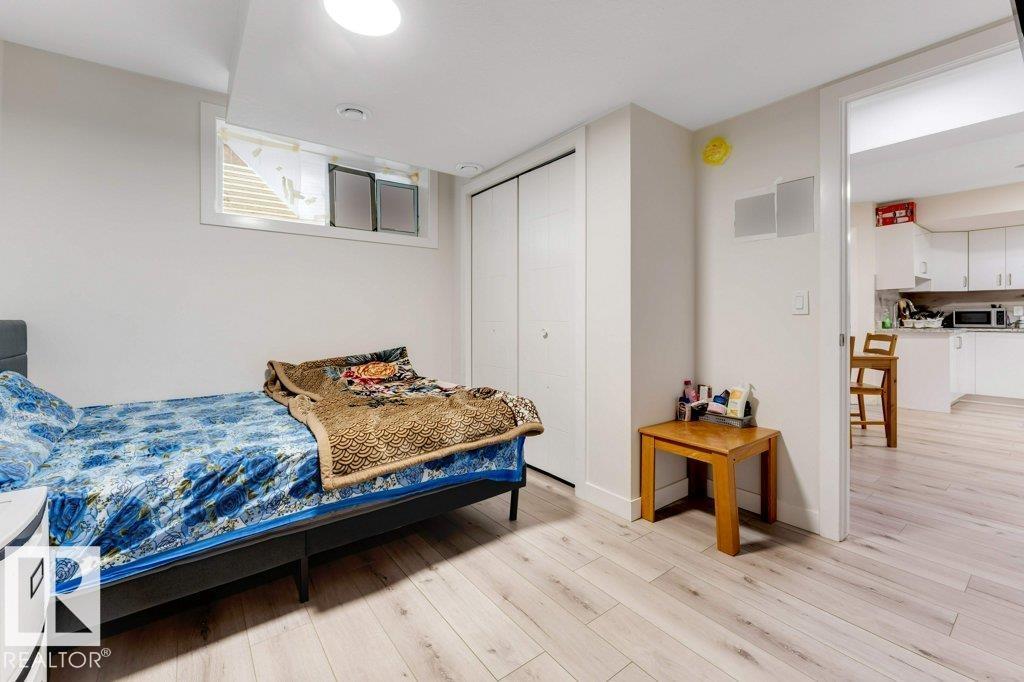 3511 15A ST NW - 47