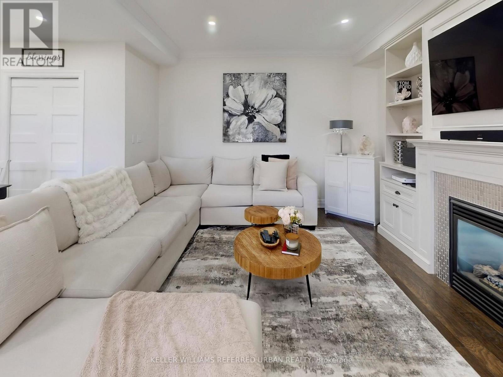 208 MARIA ANTONIA ROAD - 6