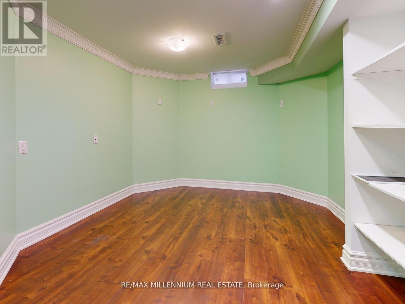 51 KINCARDINE STREET - 44