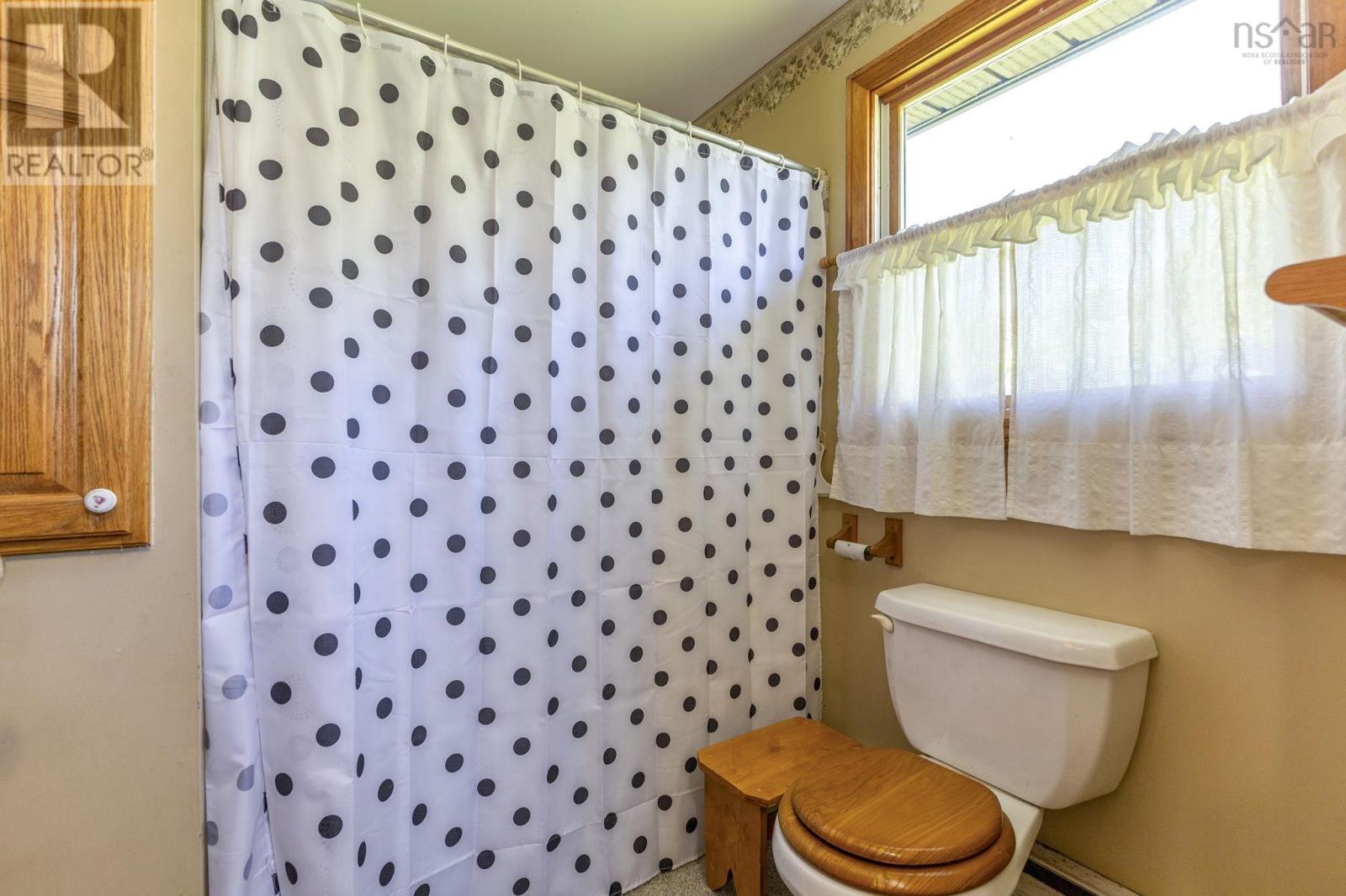 Property 14 of 18 of 19 Ernies Lane