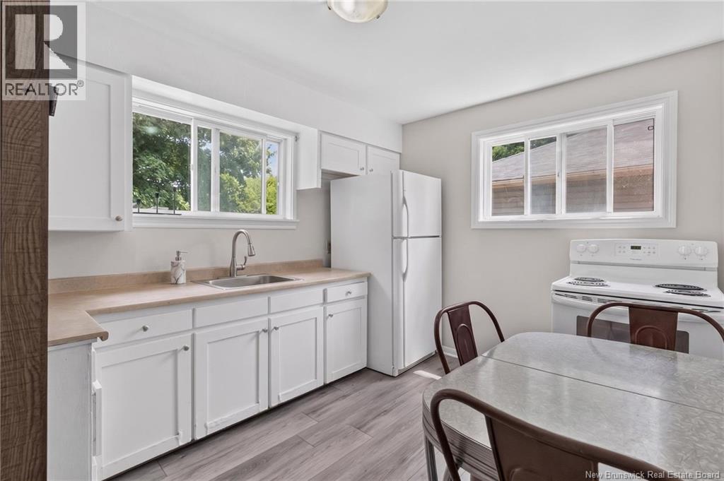 237 Humphrey Street - 13