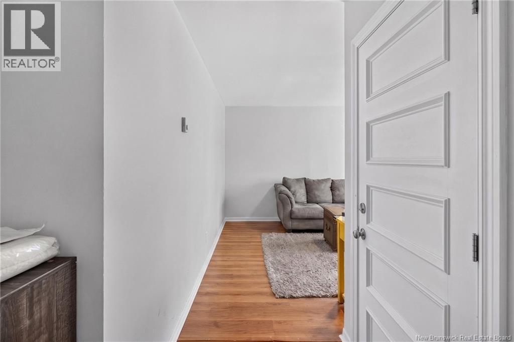 237 Humphrey Street - 19
