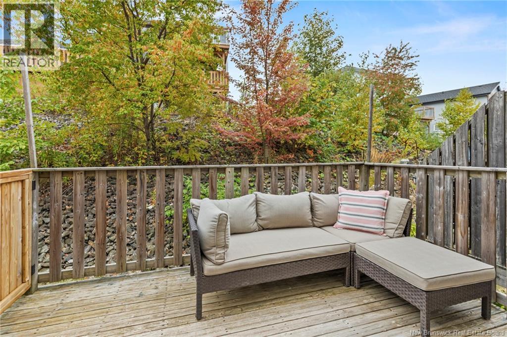 Thumbnail 36
