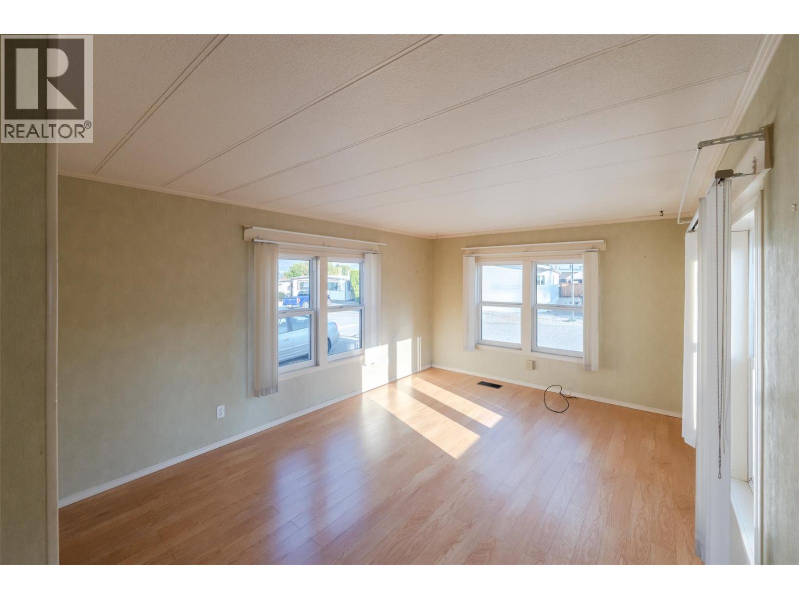 98 Okanagan Avenue E Unit# 97, Penticton