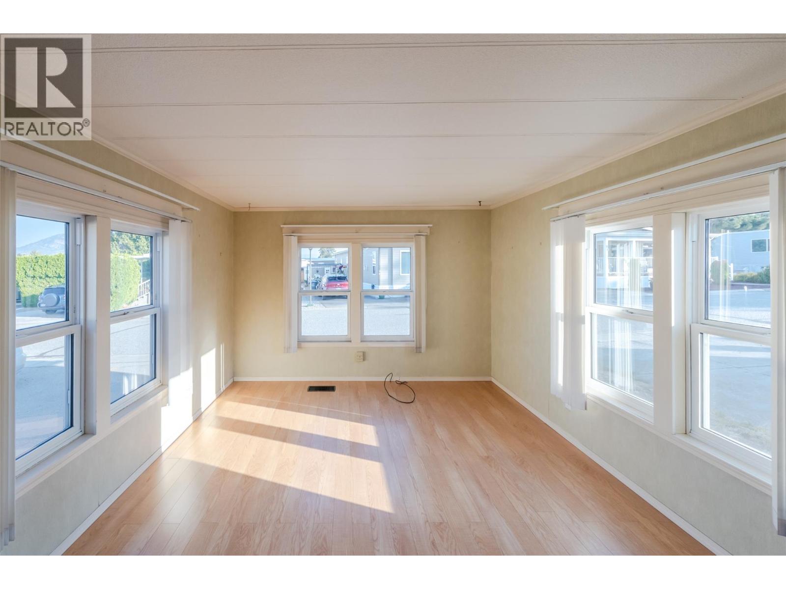 98 Okanagan Avenue E Unit# 97, Penticton
