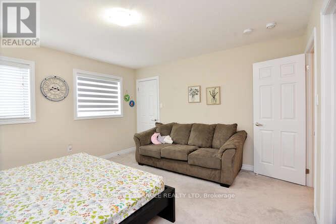26 WINTERTON COURT - 25