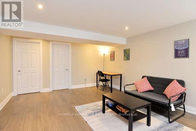 26 WINTERTON COURT - 41