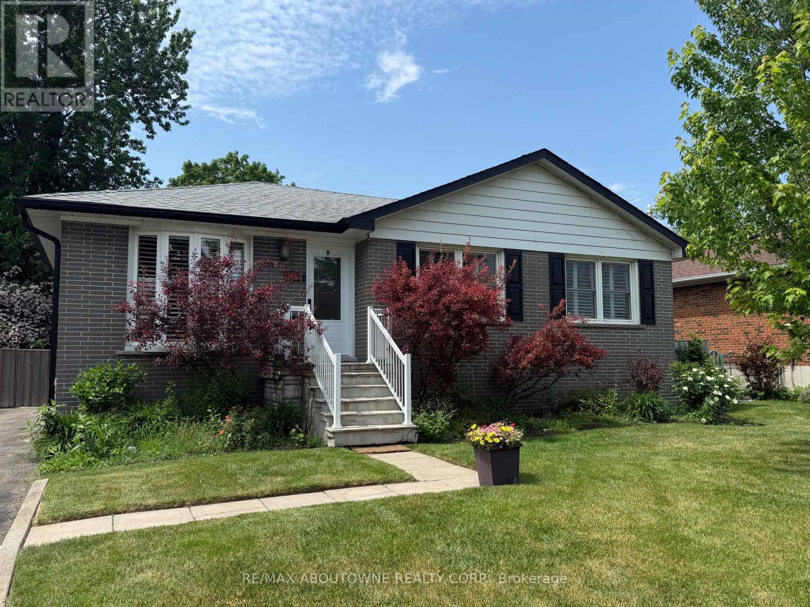 134 WAKEFIELD ROAD - 1