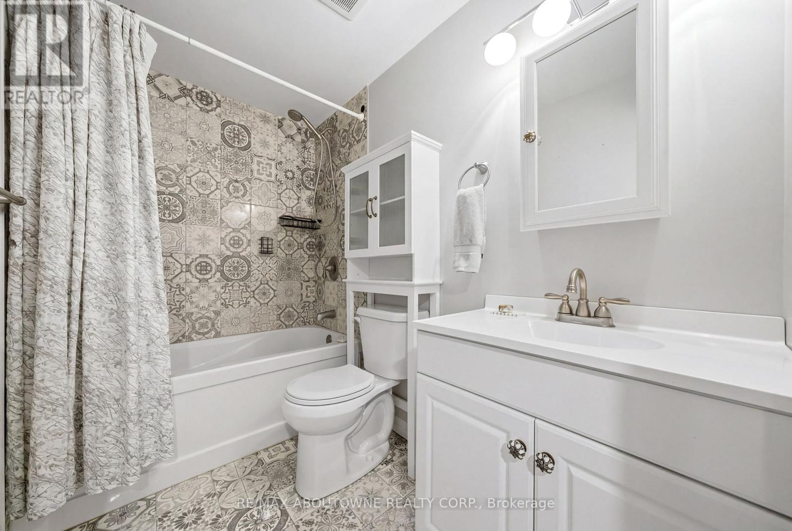 134 WAKEFIELD ROAD - 28