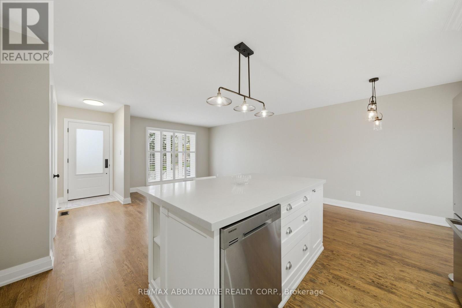 134 WAKEFIELD ROAD - 32