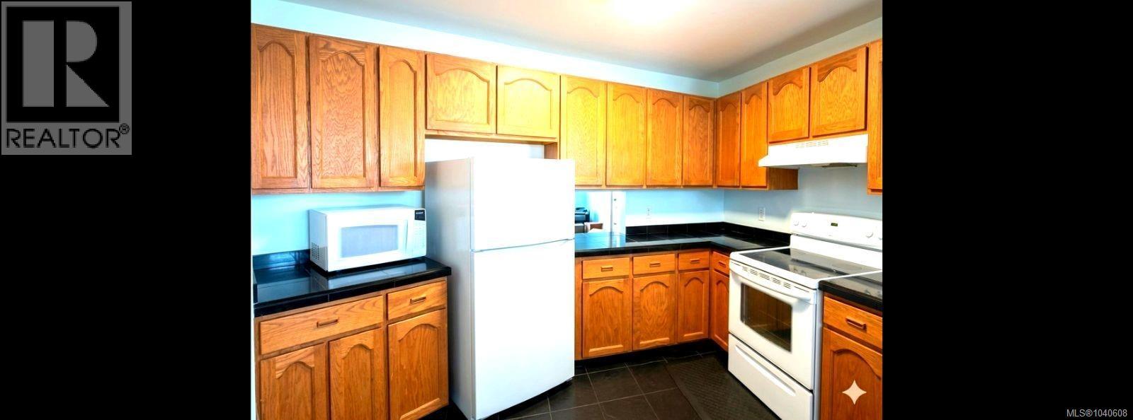 #302 30 Cavan St - 13
