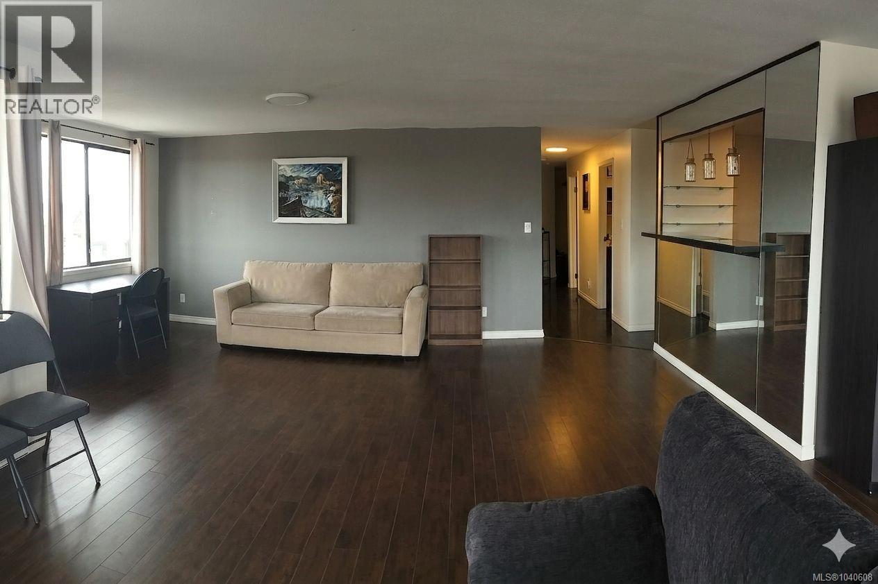 #302 30 Cavan St - 3