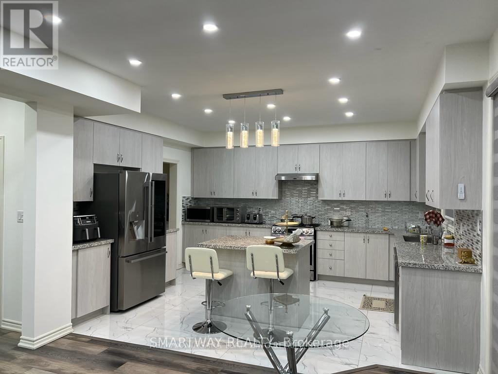 1127 KENNEDY DRIVE - 13