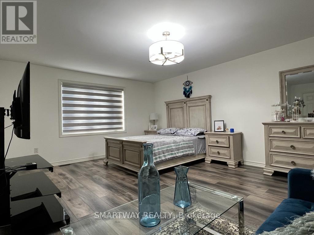 1127 KENNEDY DRIVE - 19