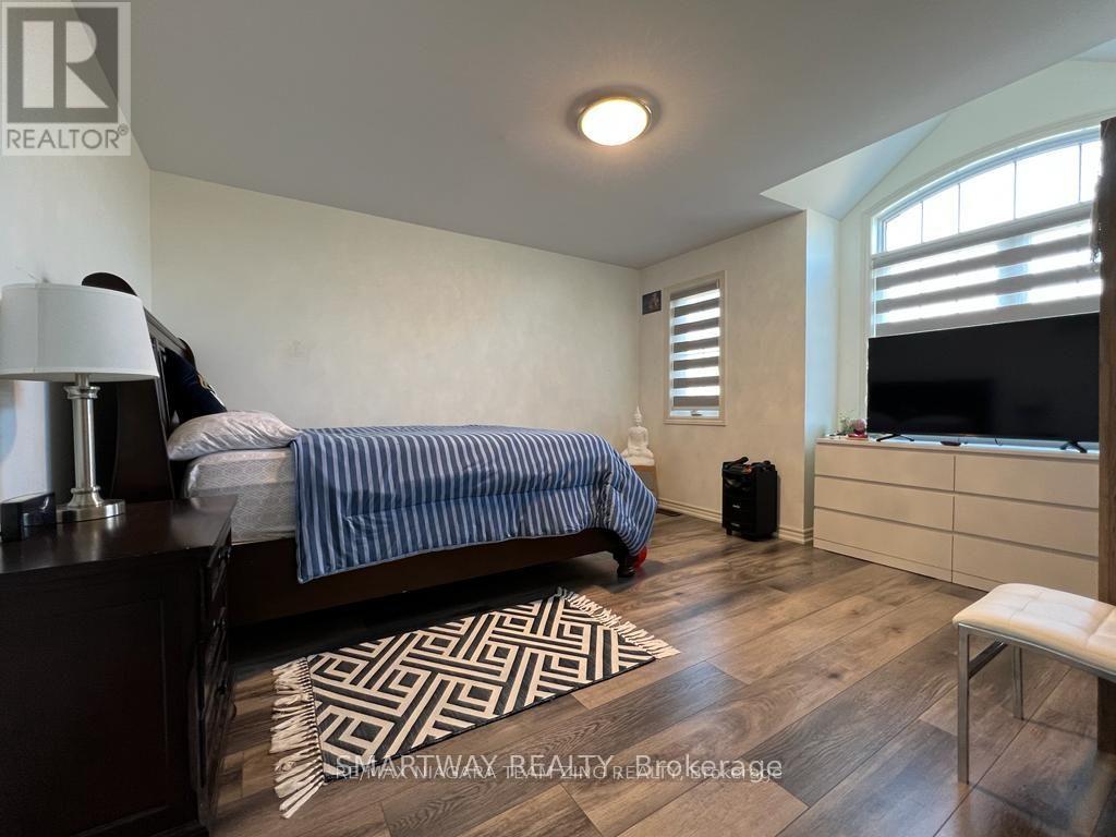 1127 KENNEDY DRIVE - 28
