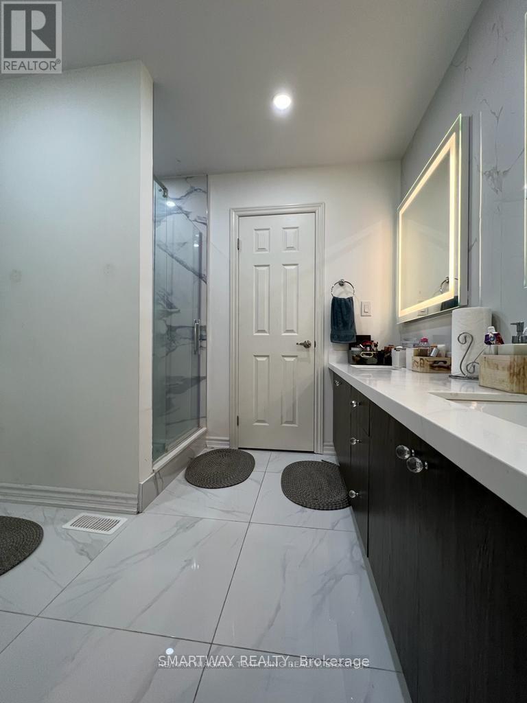 1127 KENNEDY DRIVE - 30