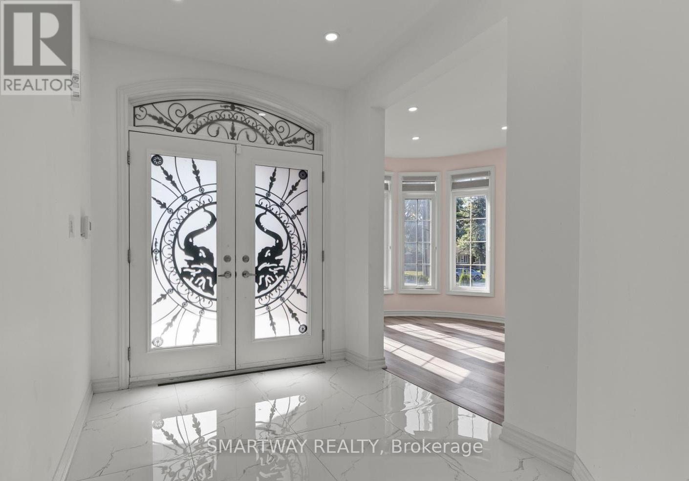 1127 KENNEDY DRIVE - 6