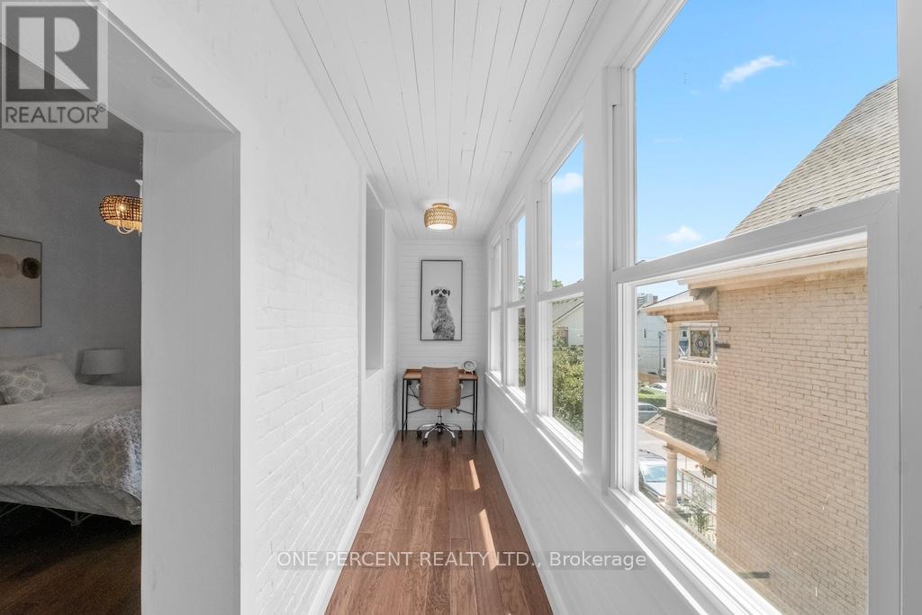 143 CATHARINE STREET N - 20