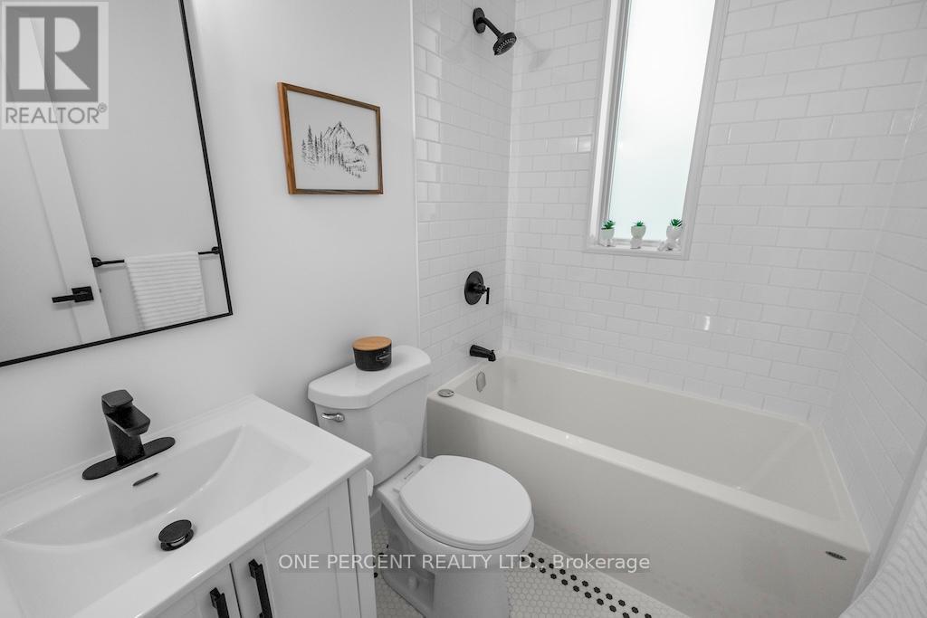 143 CATHARINE STREET N - 24