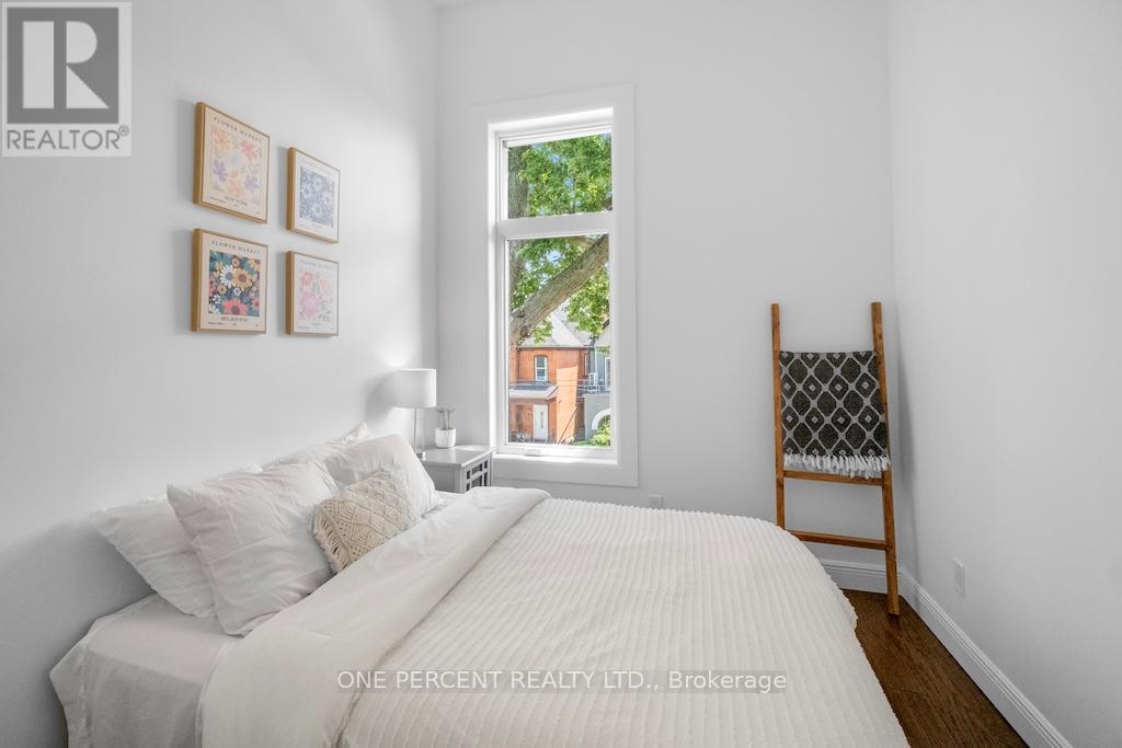 143 CATHARINE STREET N - 25