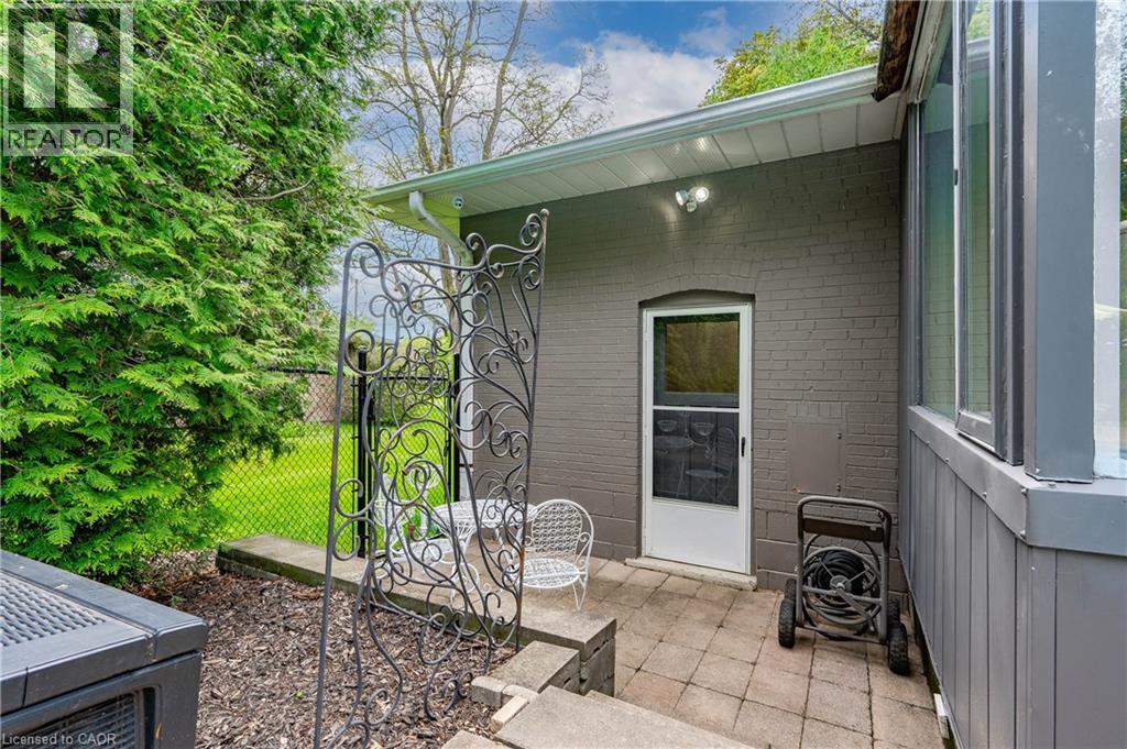 1589 CREDITON Parkway - 20