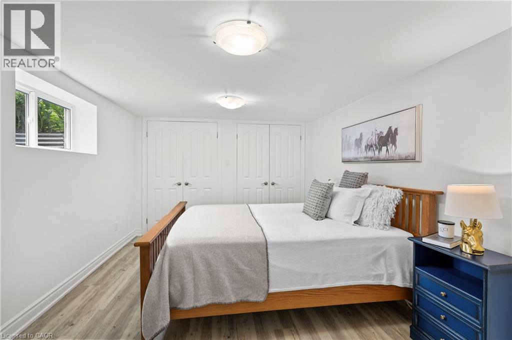 1589 CREDITON Parkway - 26