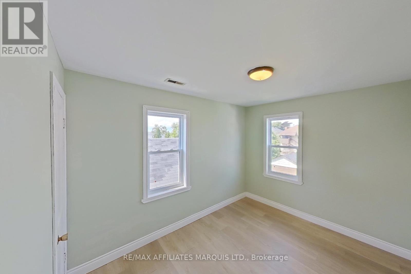 313 GUY STREET - 10