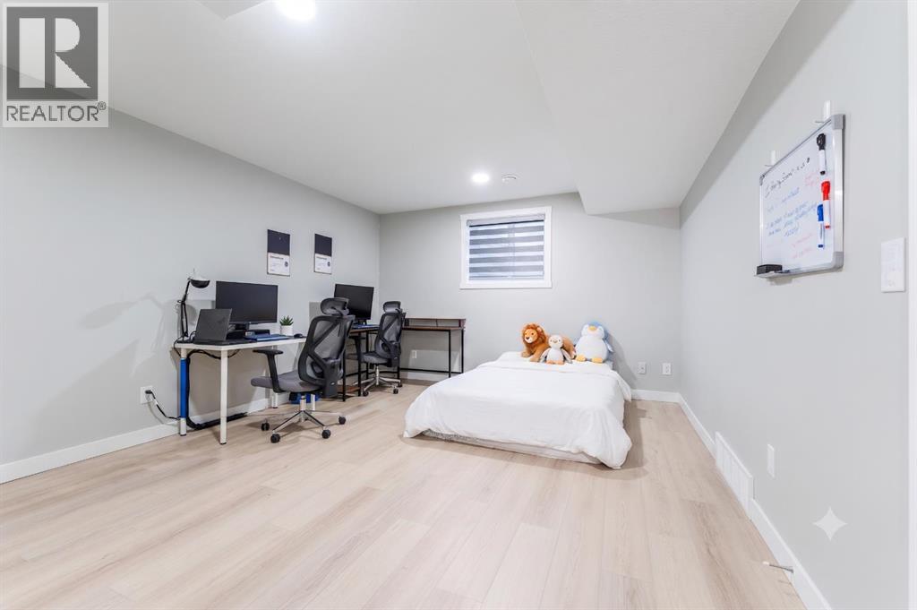 139 Edgehill Place NW - 27