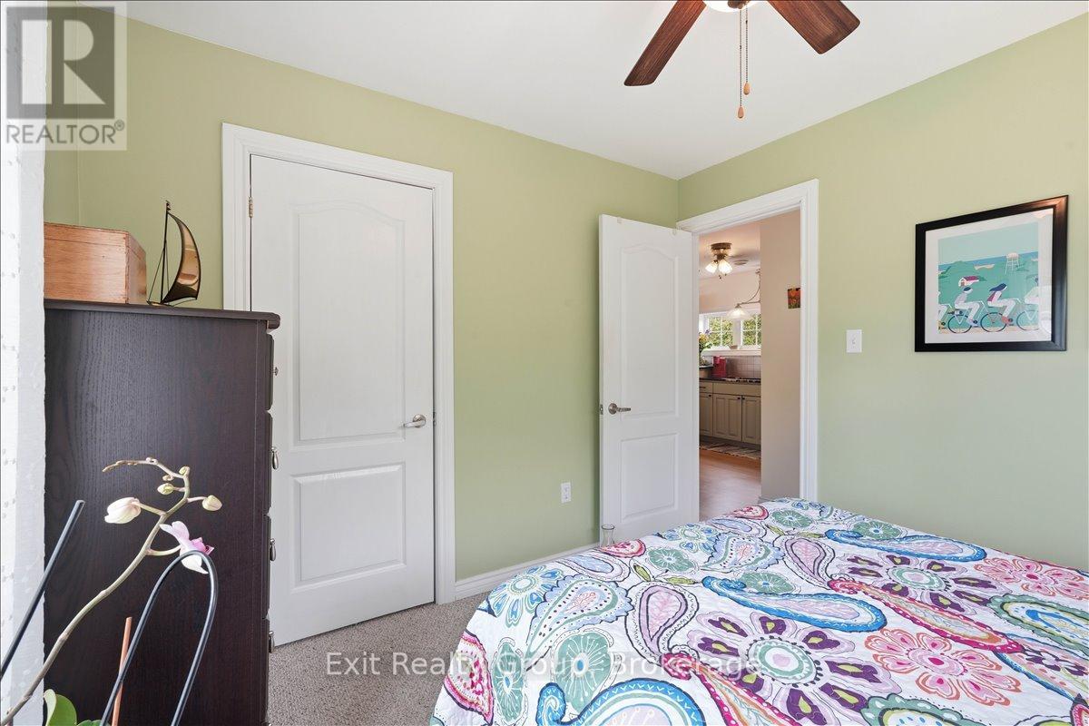 144 BAYVIEW LANE - 13