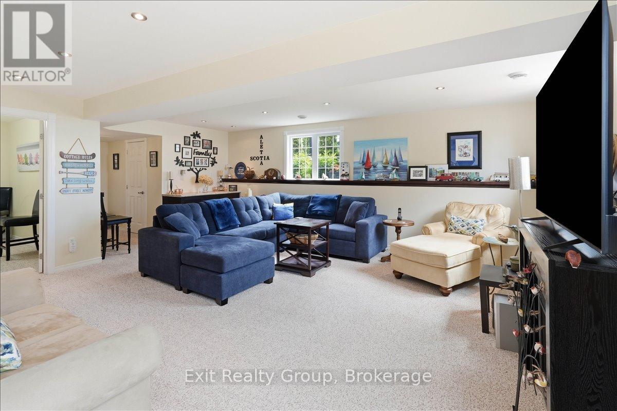 144 BAYVIEW LANE - 22