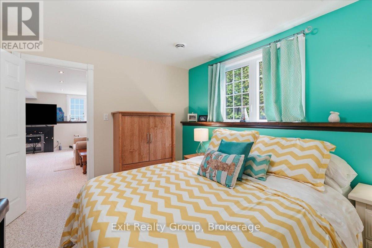 144 BAYVIEW LANE - 28