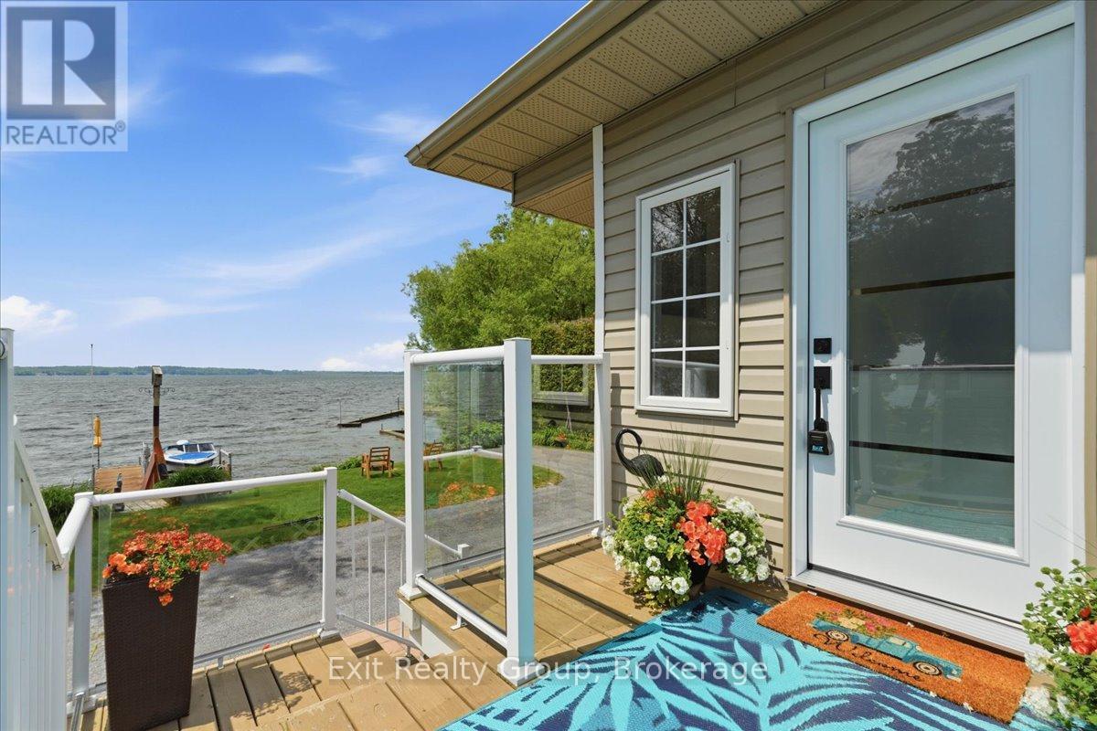 144 BAYVIEW LANE - 32