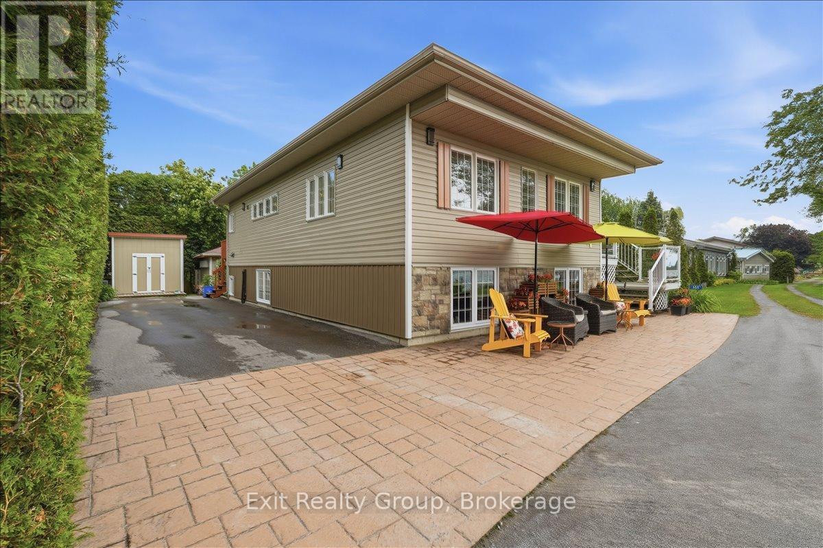 144 BAYVIEW LANE - 39