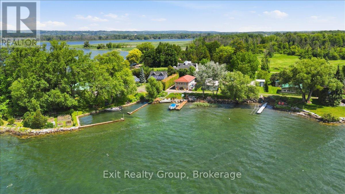 144 BAYVIEW LANE - 43