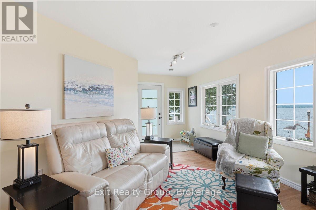 144 BAYVIEW LANE - 5